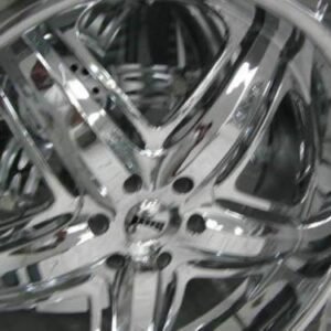 24â²â² DUB FUNKY CHILD WHEEL & TIRE TIS MOZ LEXANI 26 MHT