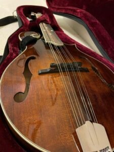 MD515 Mandolin – Used, Excellent Condition, Hard Case Included - Image 7
